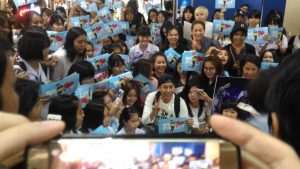 【ペックパリットチョーク】タイラボが空港で偶然見かけたタイ芸能人【動画あり】